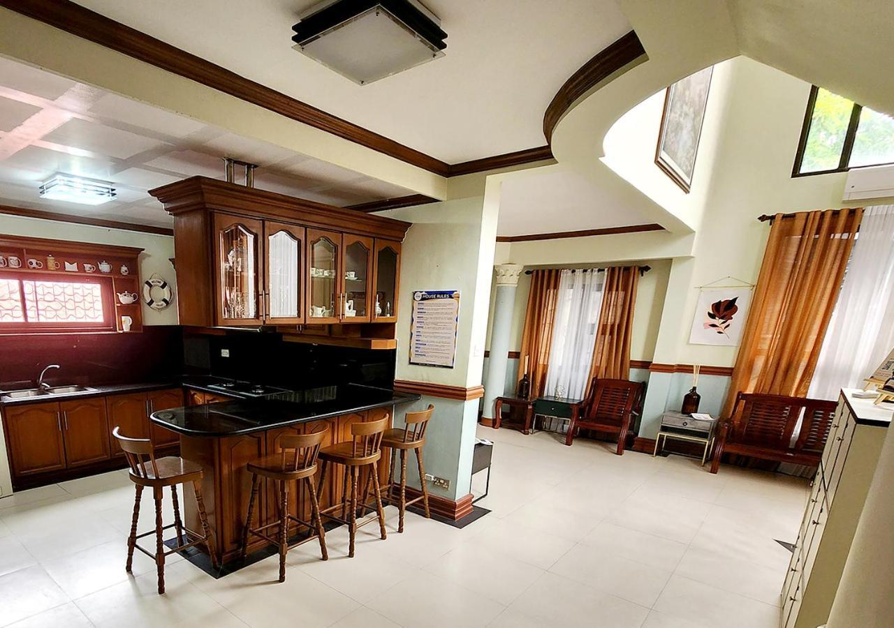 Leynes Taal Lake Resort And Hostel Tanauan  Exterior foto
