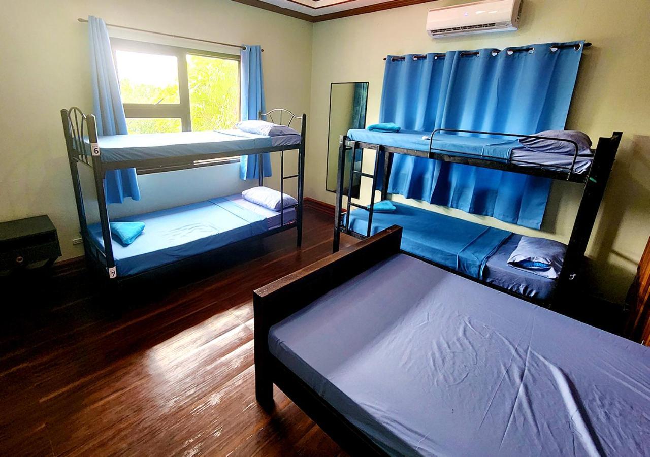 Leynes Taal Lake Resort And Hostel Tanauan  Exterior foto